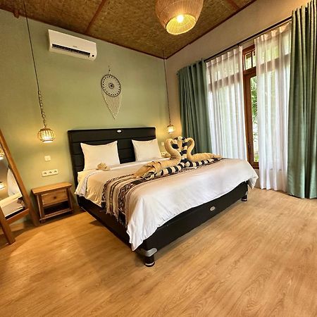 Sunny Rose Bungalows Gili Air - Adults Only Exterior photo
