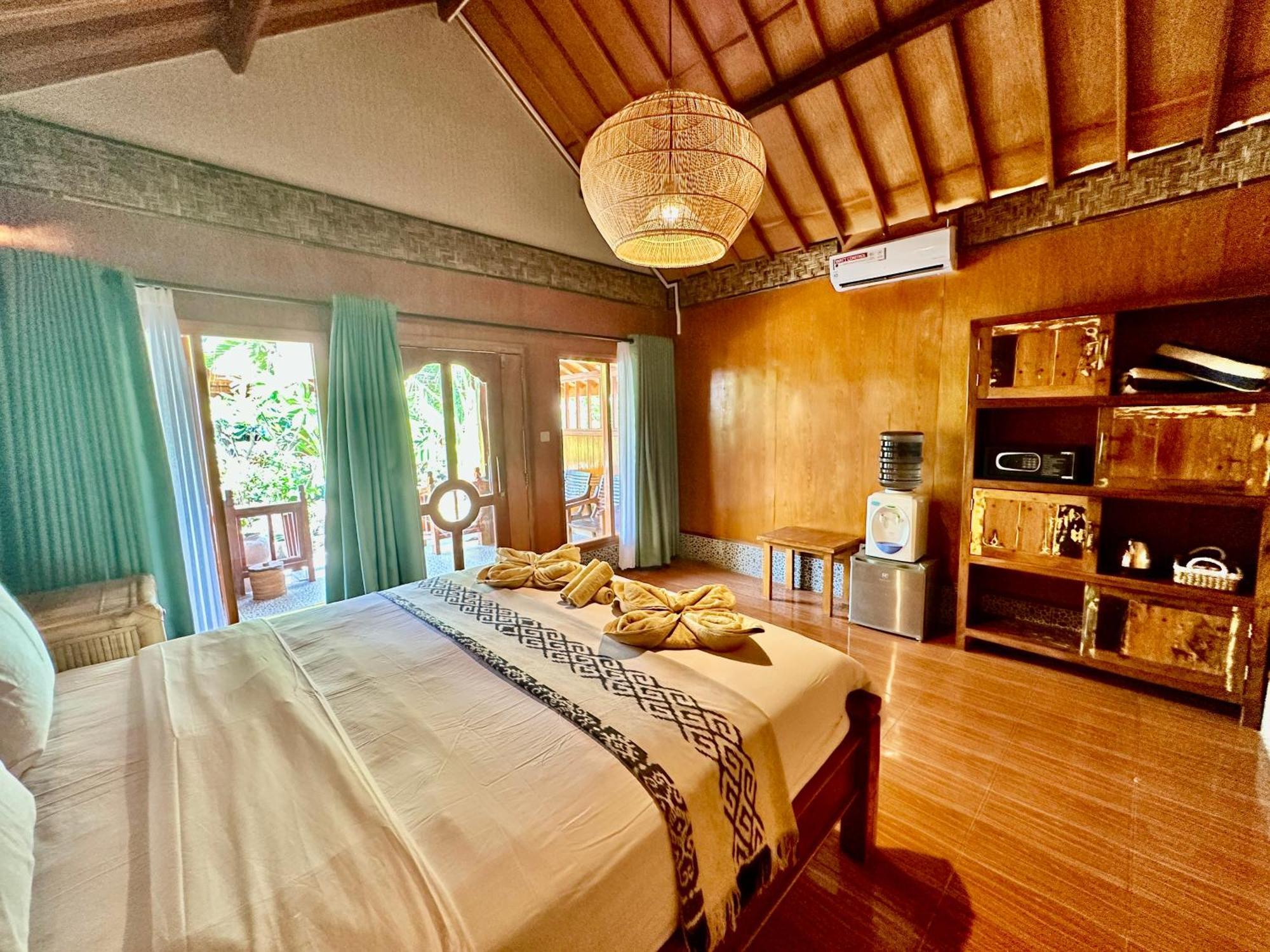 Sunny Rose Bungalows Gili Air - Adults Only Exterior photo