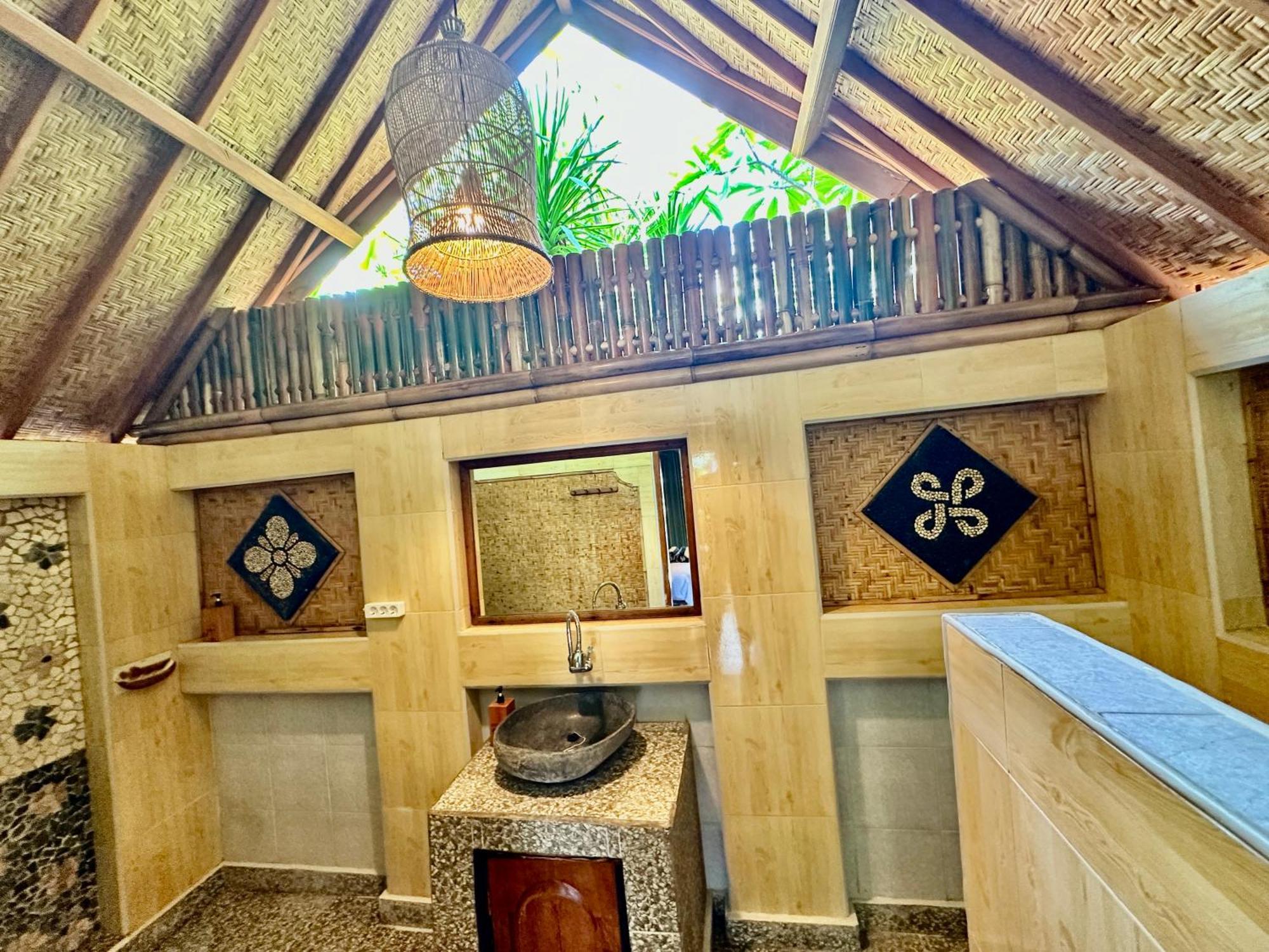 Sunny Rose Bungalows Gili Air - Adults Only Exterior photo