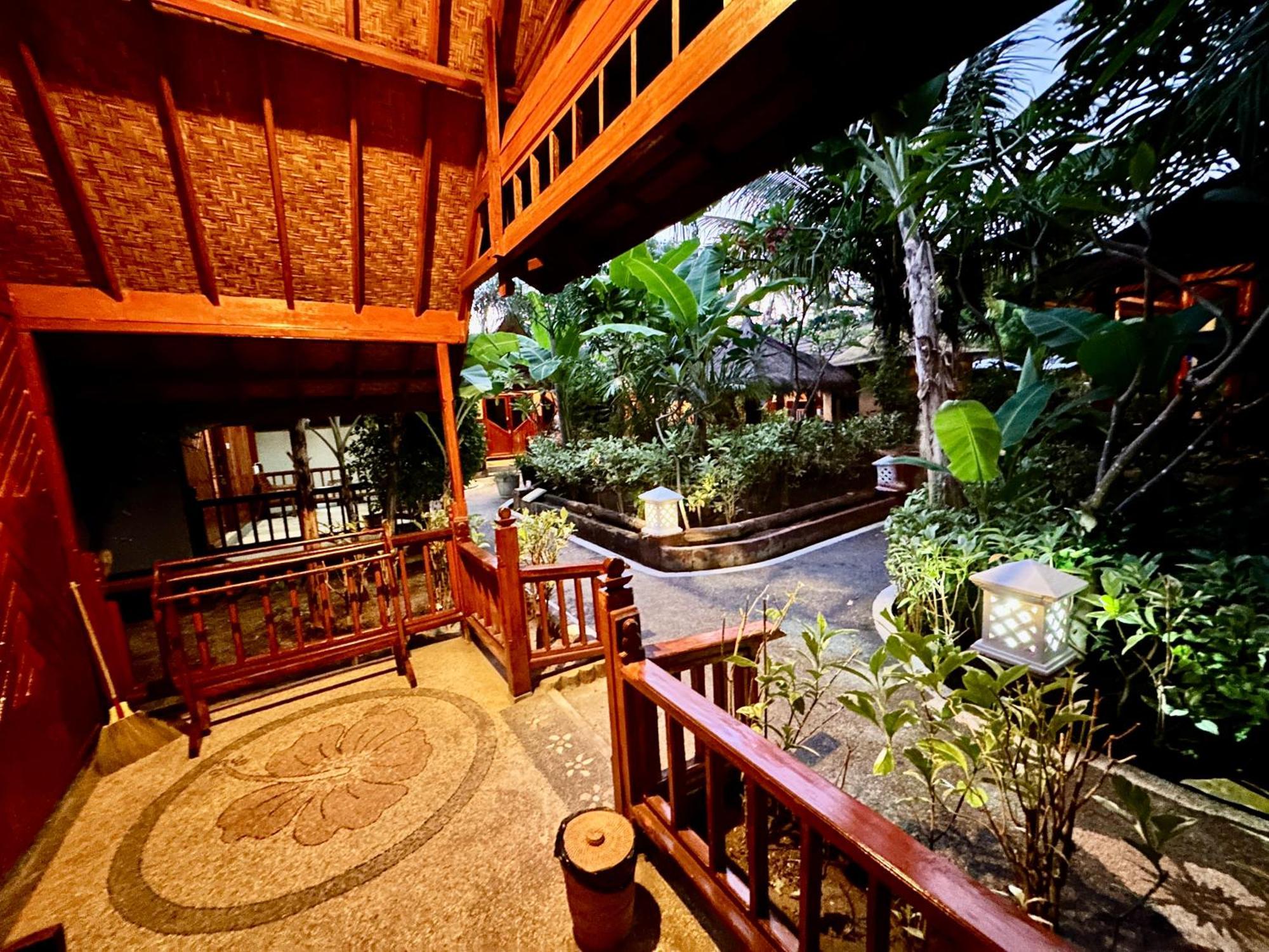 Sunny Rose Bungalows Gili Air - Adults Only Exterior photo