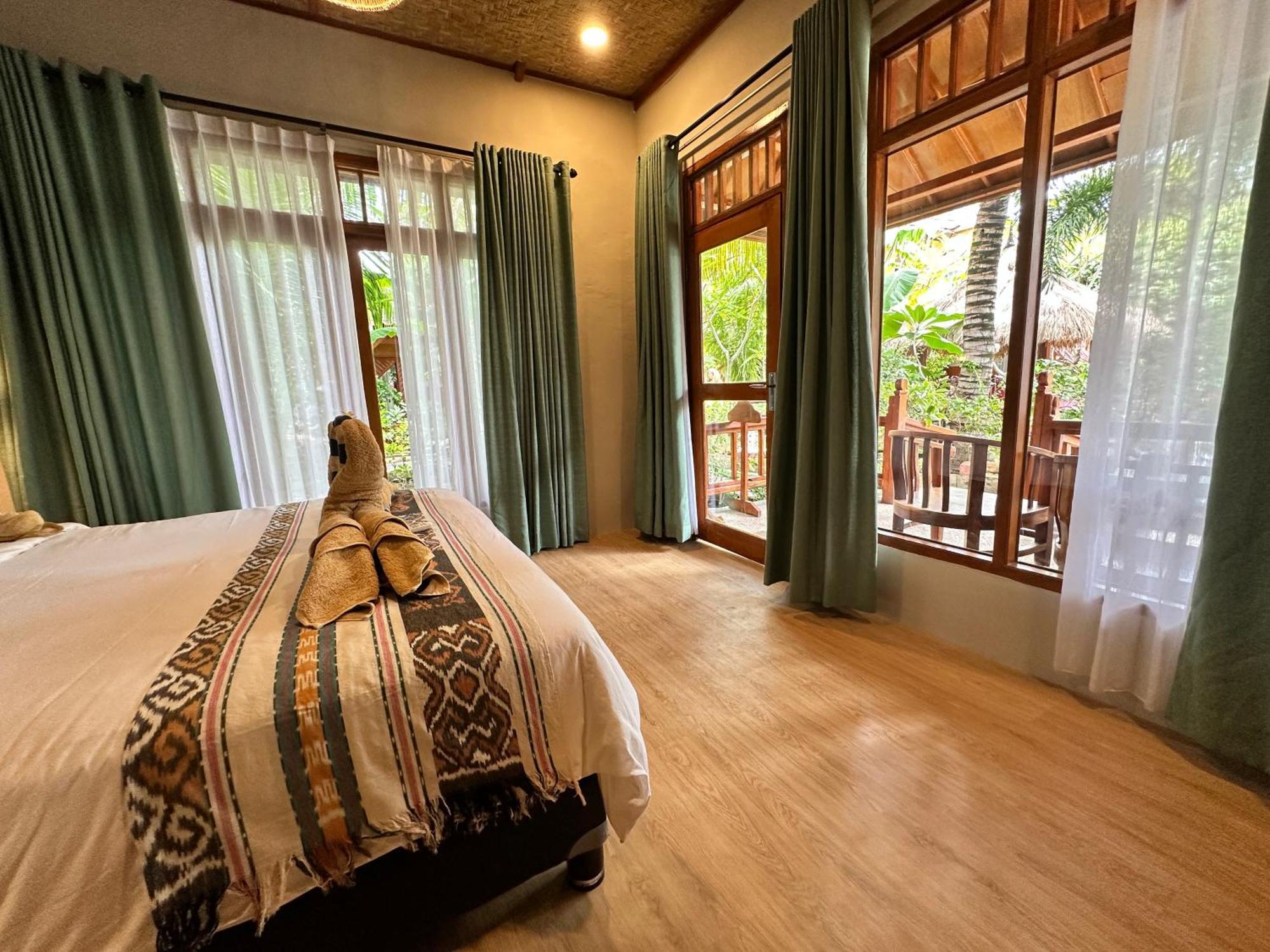 Sunny Rose Bungalows Gili Air - Adults Only Exterior photo