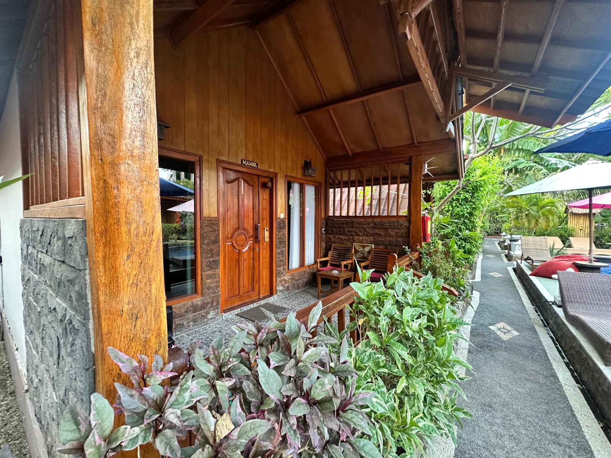 Sunny Rose Bungalows Gili Air - Adults Only Exterior photo