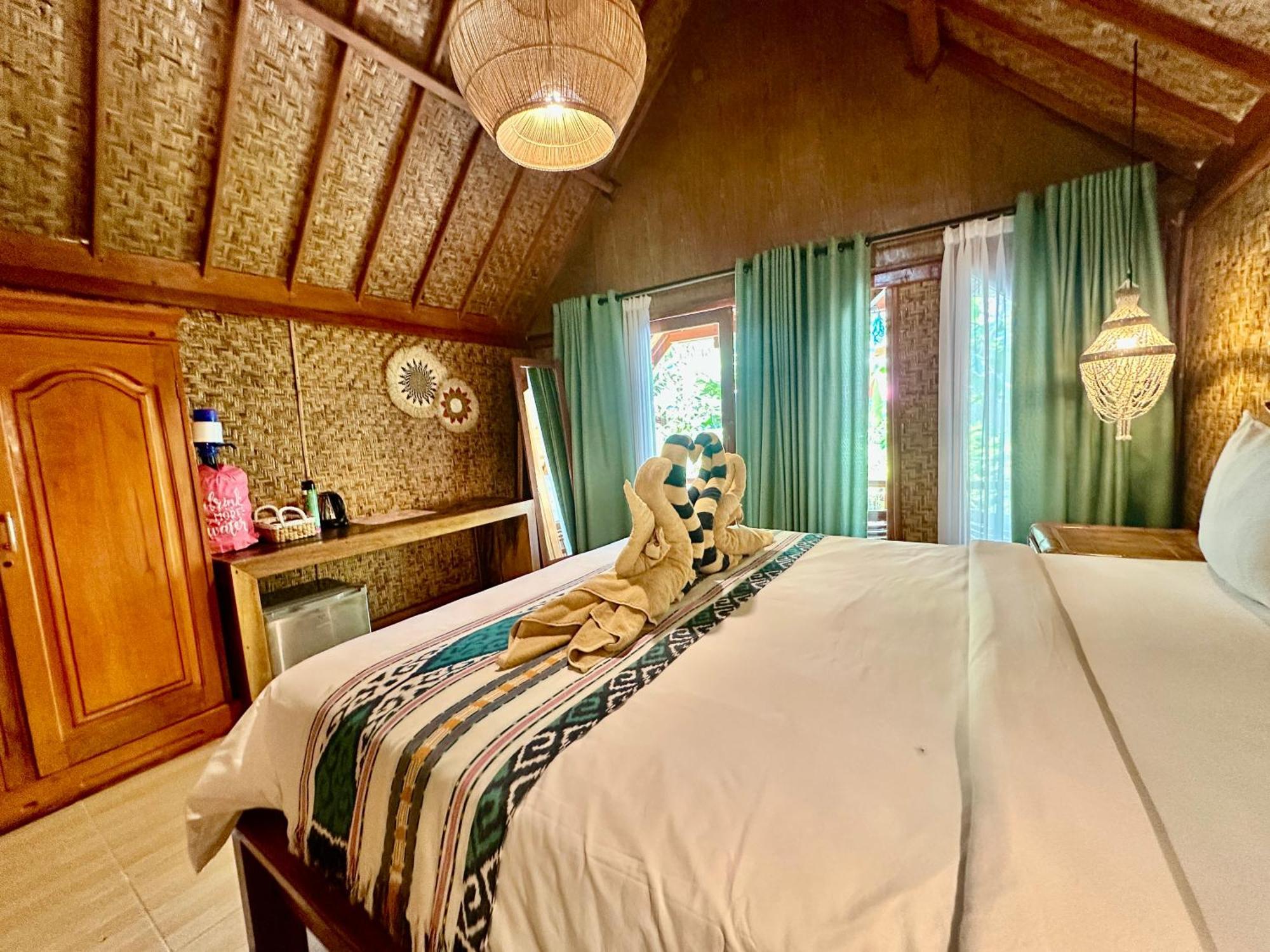 Sunny Rose Bungalows Gili Air - Adults Only Exterior photo