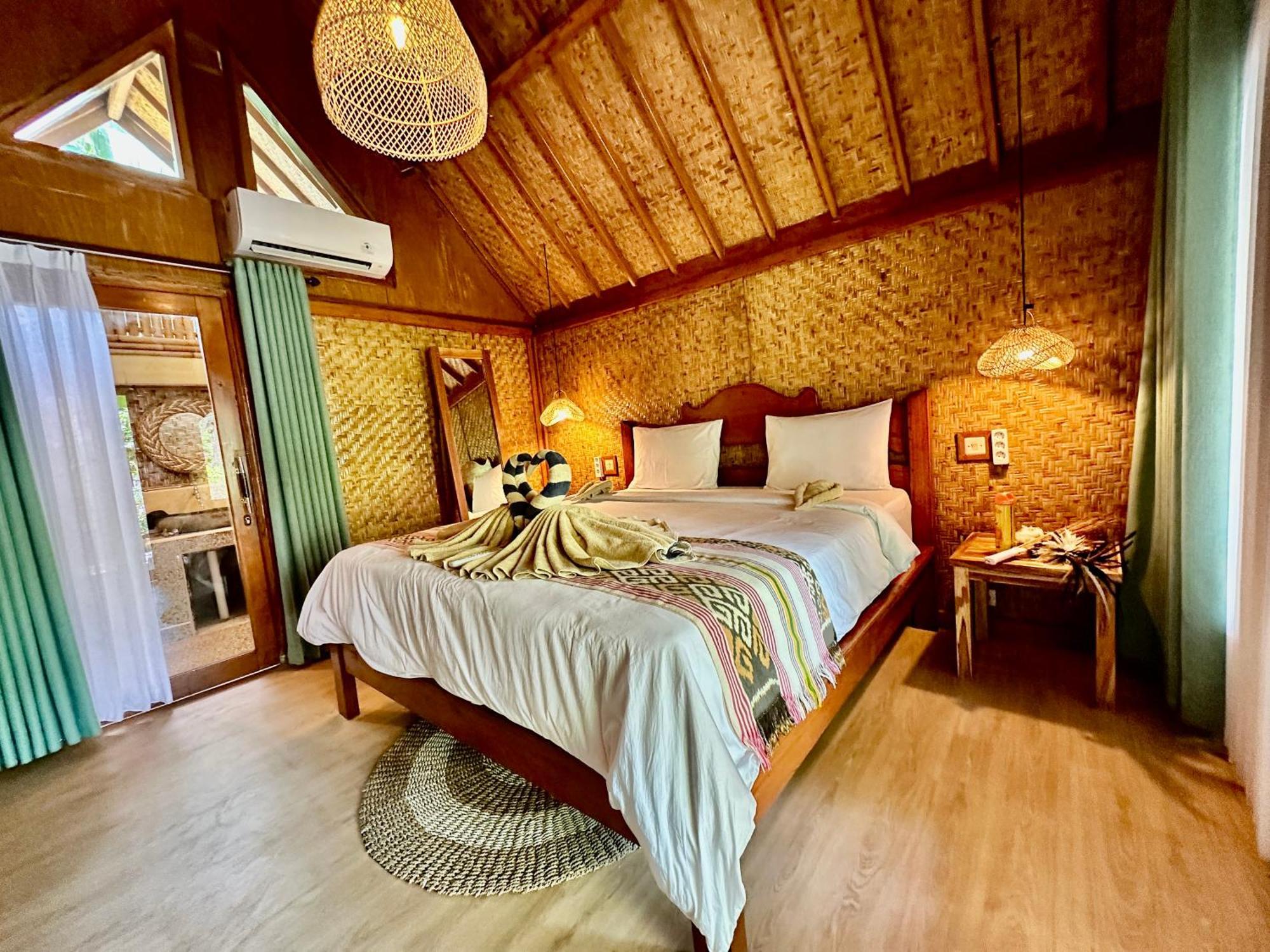 Sunny Rose Bungalows Gili Air - Adults Only Exterior photo